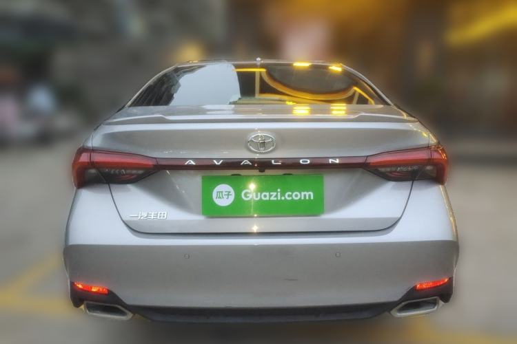 Used Toyota Avalon 2023 2.5L Luxury Edition Rear