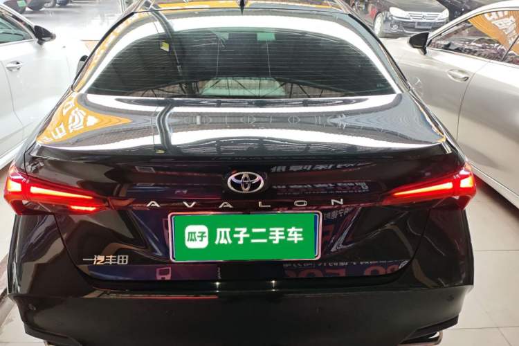 Used Toyota Avalon 2023 2.0L Premium Edition Rear