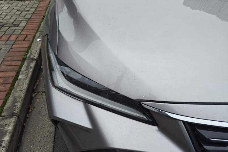 Used Toyota Avalon 2023 Dual-Engine 2.5L Luxury Edition Right Front Headlight