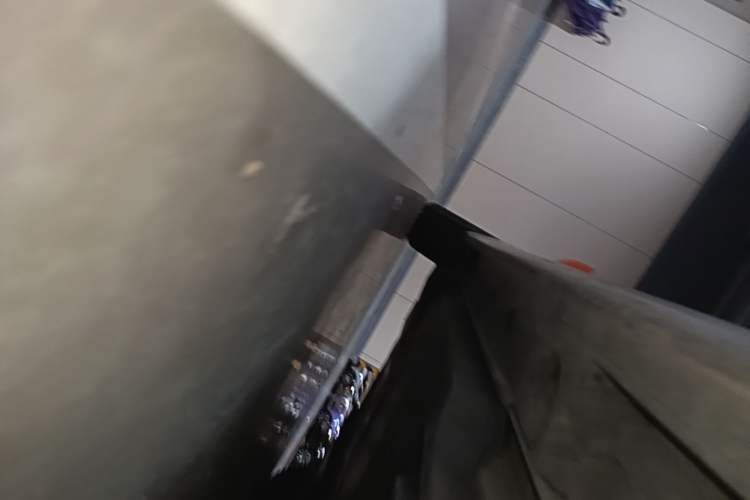 Used Toyota Avalon 2023 2.5L Luxury Edition Right Side Sill