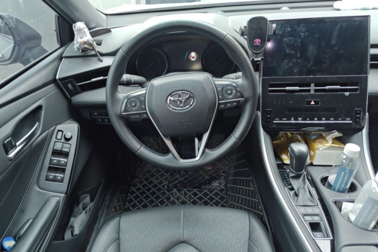 Used Toyota Avalon 2023 Dual-Engine 2.5L Luxury Edition Steering Wheel