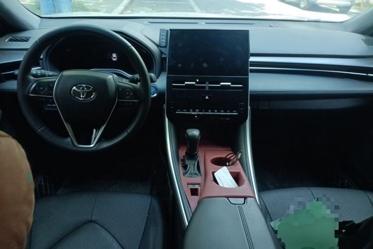Used Toyota Avalon 2023 Dual-Engine 2.5L Luxury Edition Center Console