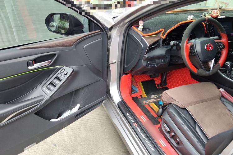 Used Toyota Avalon 2023 2.0L Premium Edition Driver Seat