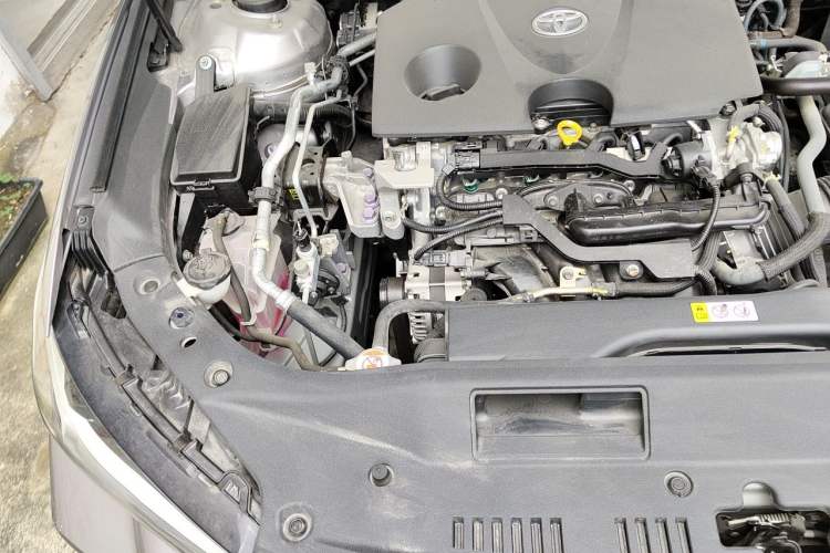 Used Toyota Avalon 2023 2.0L Premium Edition Engine Bay Right