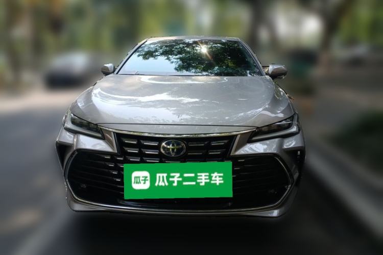 Used Toyota Avalon 2023 Dual-Engine 2.5L Luxury Edition Front