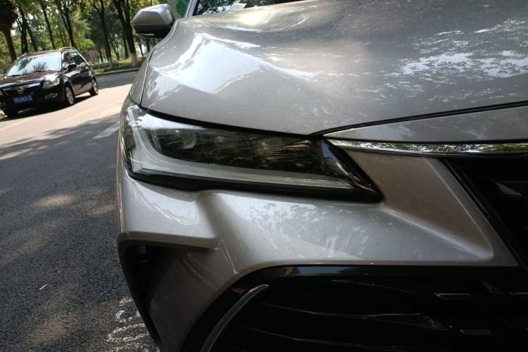 Used Toyota Avalon 2023 Dual-Engine 2.5L Luxury Edition Right Front Headlight