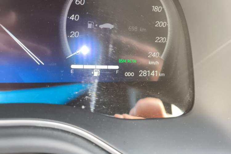 Used Toyota Avalon 2023 2.5L Touring Premium Edition Odometer Close Up