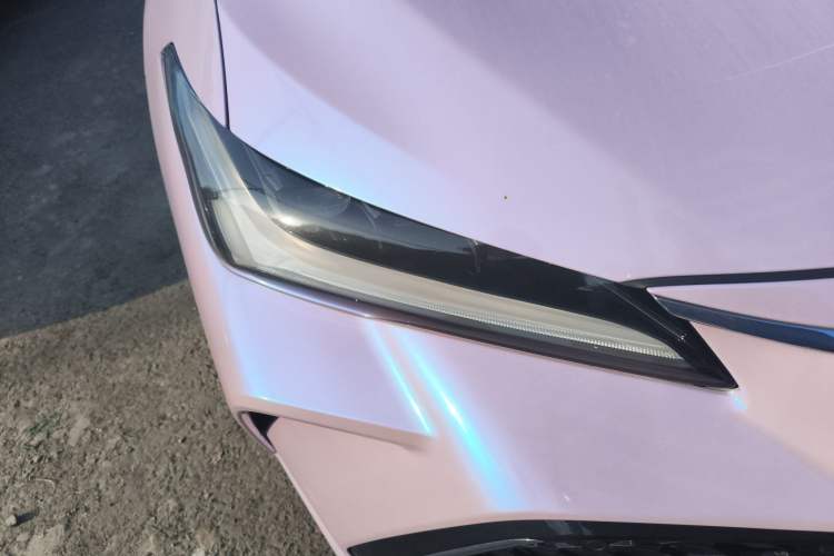 Used Toyota Avalon 2023 2.5L Touring Premium Edition Right Front Headlight
