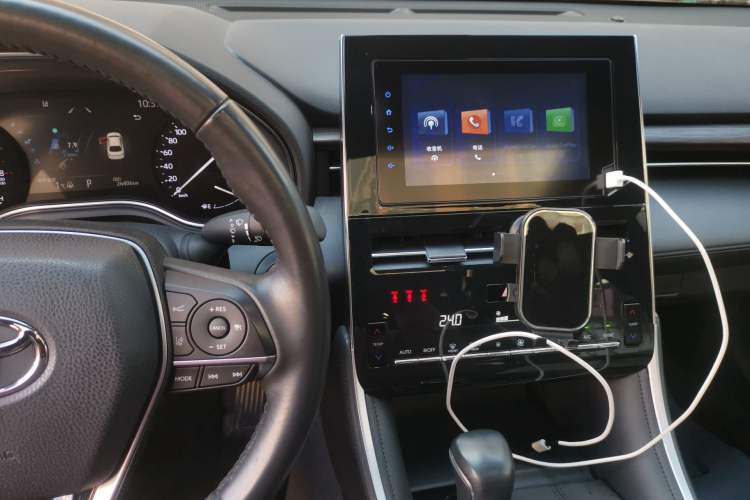 Used Toyota Avalon 2023 2.0L Premium Edition Audio And AC Panel