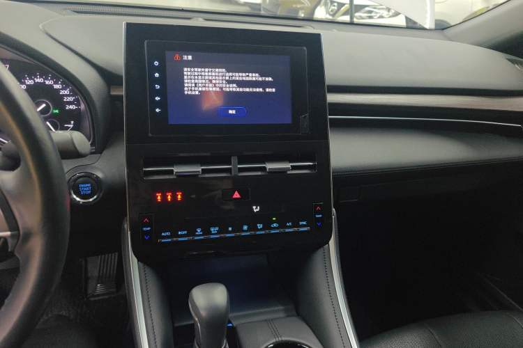 Used Toyota Avalon 2023 2.0L Premium Edition Audio And AC Panel