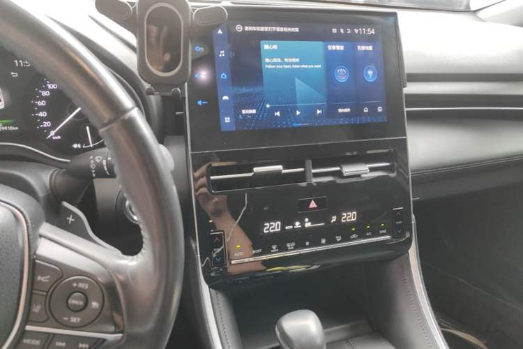 Used Toyota Avalon 2023 2.5L Luxury Edition Audio And AC Panel