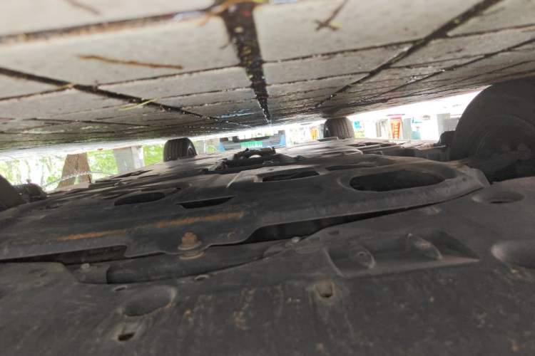 Used Toyota Avalon 2023 2.0L Premium Edition Chassis Front