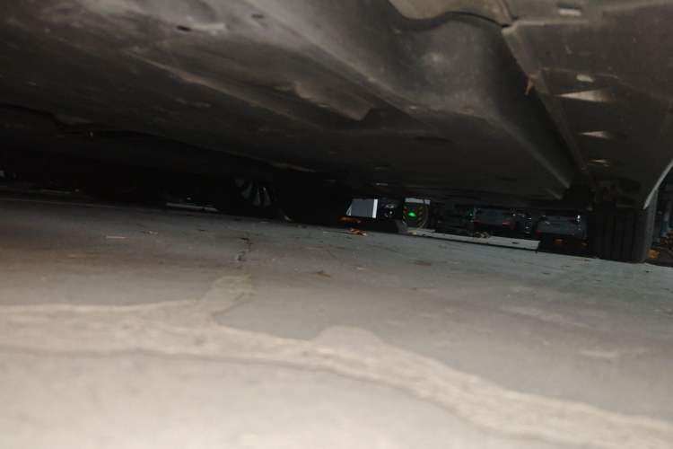 Used Toyota Avalon 2023 2.0L Luxury Edition Chassis Front Left