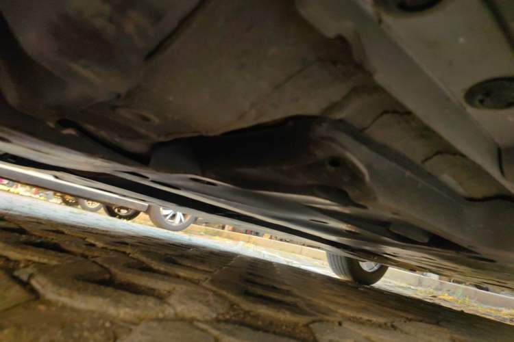 Used Toyota Avalon 2023 2.0L Luxury Edition Chassis Front Left