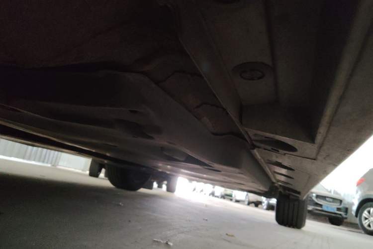 Used Toyota Avalon 2023 2.0L Luxury Edition Chassis Front Left