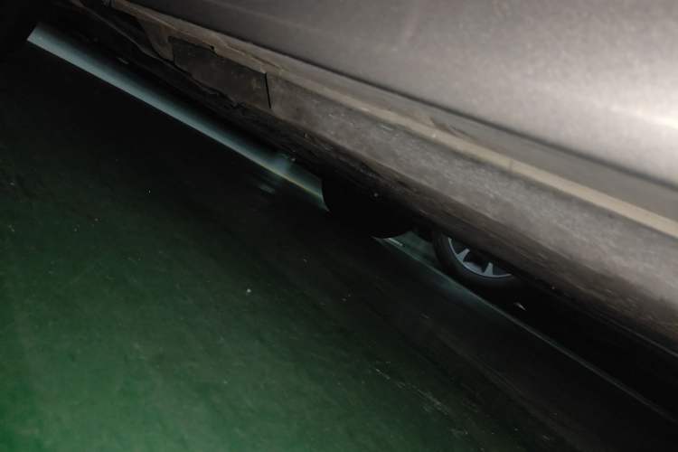 Used Toyota Avalon 2023 2.5L Luxury Edition Chassis Front Left