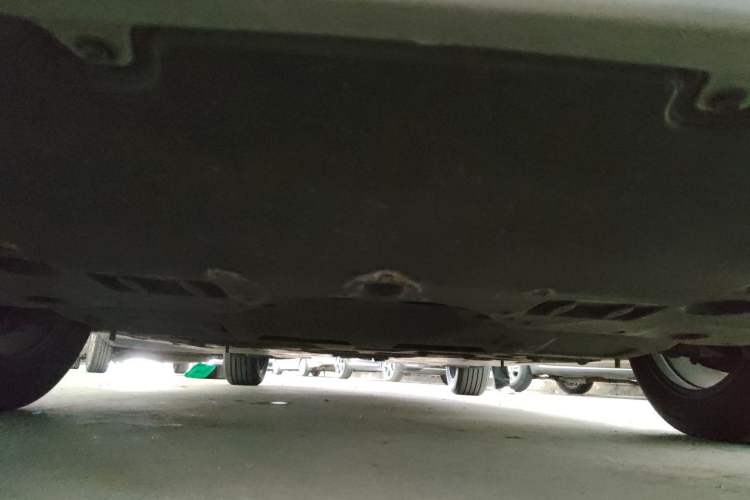 Used Toyota Avalon 2023 2.0L Luxury Edition Chassis Front