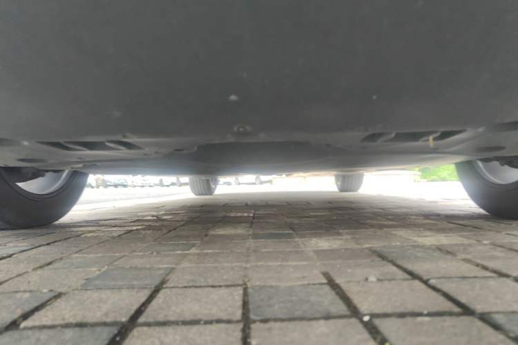 Used Toyota Avalon 2023 2.5L Luxury Edition Chassis Front