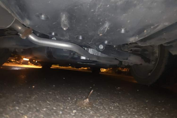 Used Toyota Avalon 2023 Dual-Motor 2.5L XLE Prestige Edition Chassis Rear