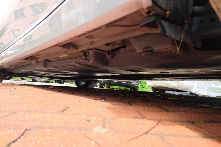 Used Toyota Avalon 2023 2.5L Touring Premium Edition Chassis Rear Left