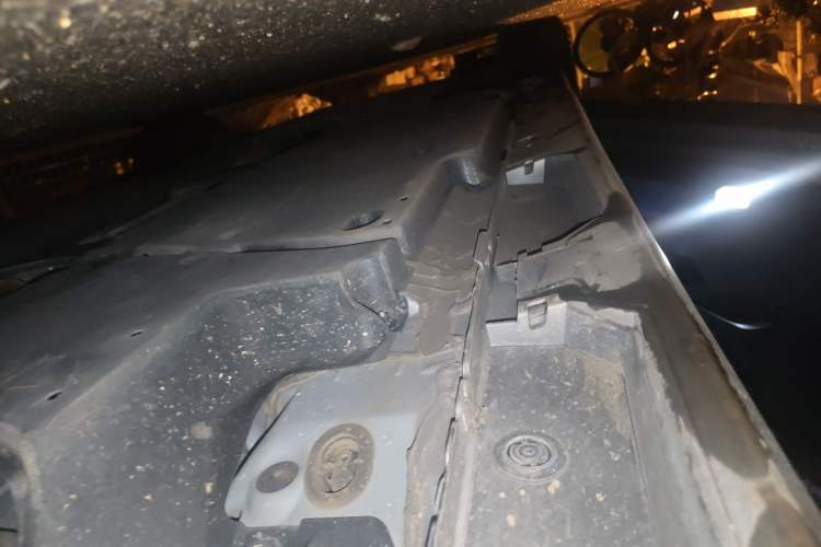 Used Toyota Avalon 2023 Dual-Motor 2.5L XLE Prestige Edition Chassis Rear Left