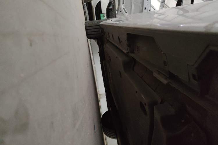 Used Toyota Avalon 2023 2.0L Luxury Edition Chassis Rear Left