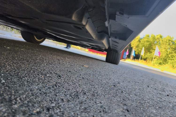 Used Toyota Avalon 2023 2.0L XLE Deluxe Edition Chassis Rear Right