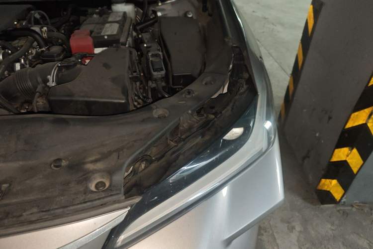 Used Toyota Avalon 2023 2.0L Luxury Edition Engine Bay Left