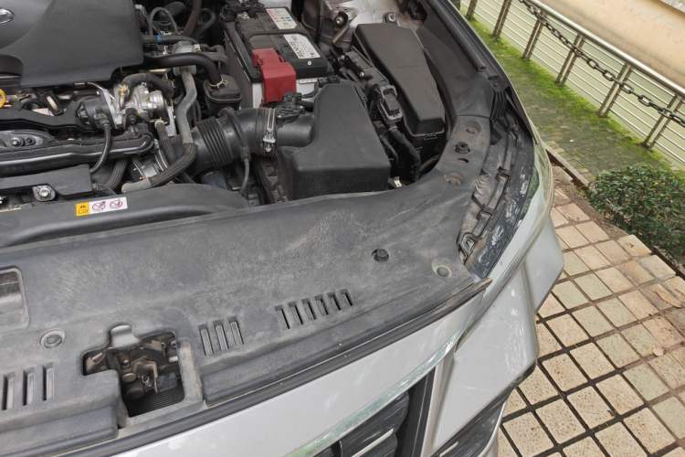 Used Toyota Avalon 2023 2.0L Premium Edition Engine Bay Left