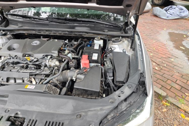 Used Toyota Avalon 2023 2.5L Touring Premium Edition Engine Bay Left
