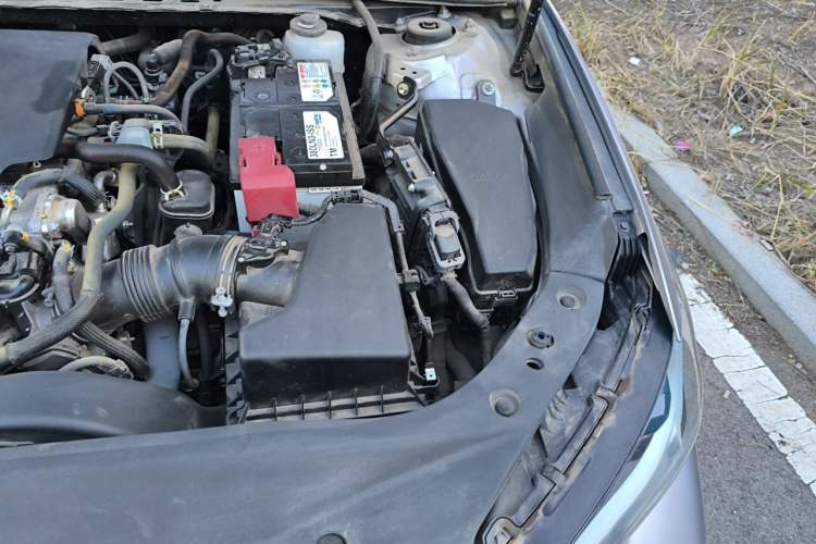 Used Toyota Avalon 2023 2.0L XLE Deluxe Edition Engine Bay Left