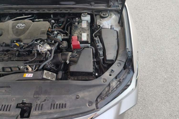 Used Toyota Avalon 2023 2.5L Luxury Edition Engine Bay Left