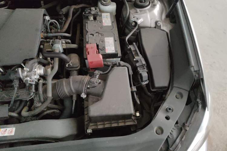 Used Toyota Avalon 2023 2.0L Luxury Edition Engine Bay Left