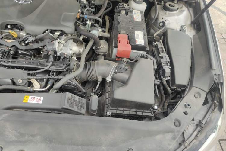 Used Toyota Avalon 2023 2.5L Luxury Edition Engine Bay Left