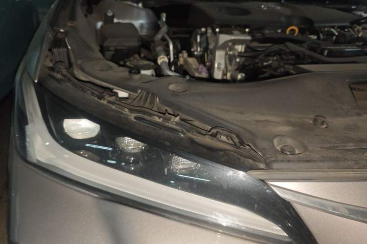 Used Toyota Avalon 2023 2.0L Luxury Edition Engine Bay Right
