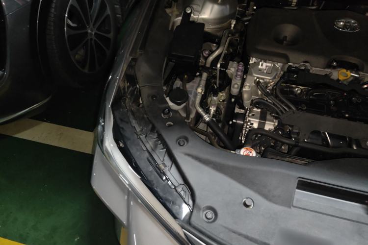 Used Toyota Avalon 2023 2.5L Luxury Edition Engine Bay Right