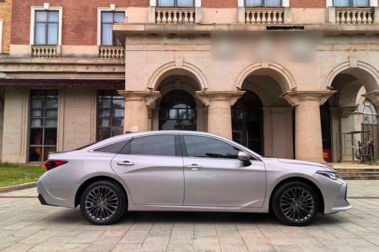 Used Toyota Avalon 2023 2.5L Touring Premium Edition Exterior 2