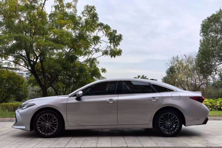 Used Toyota Avalon 2023 2.5L Touring Premium Edition Exterior 3