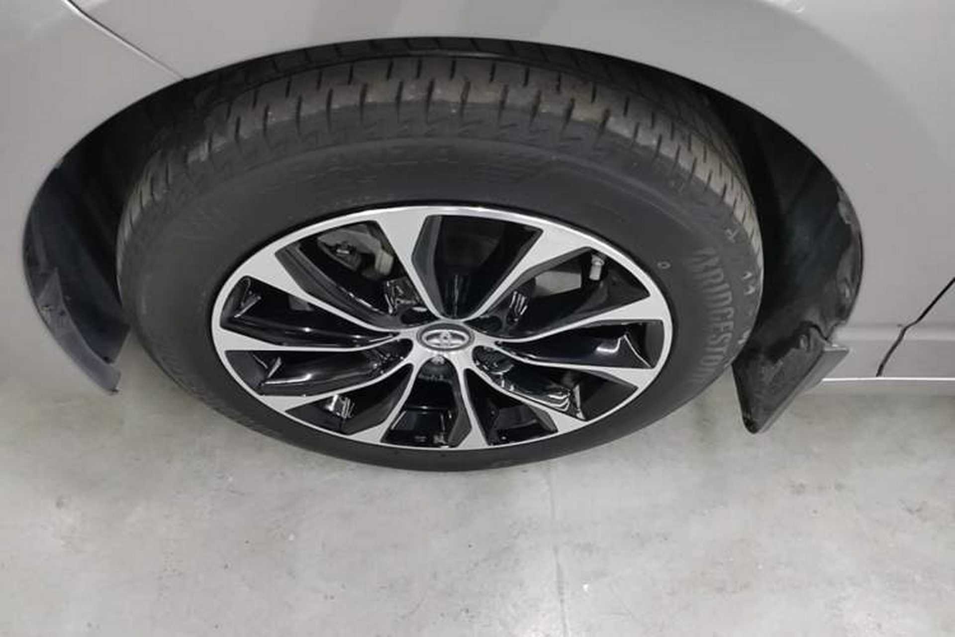 Used Toyota Avalon 2023 2.0L Progressive Edition Exterior 4