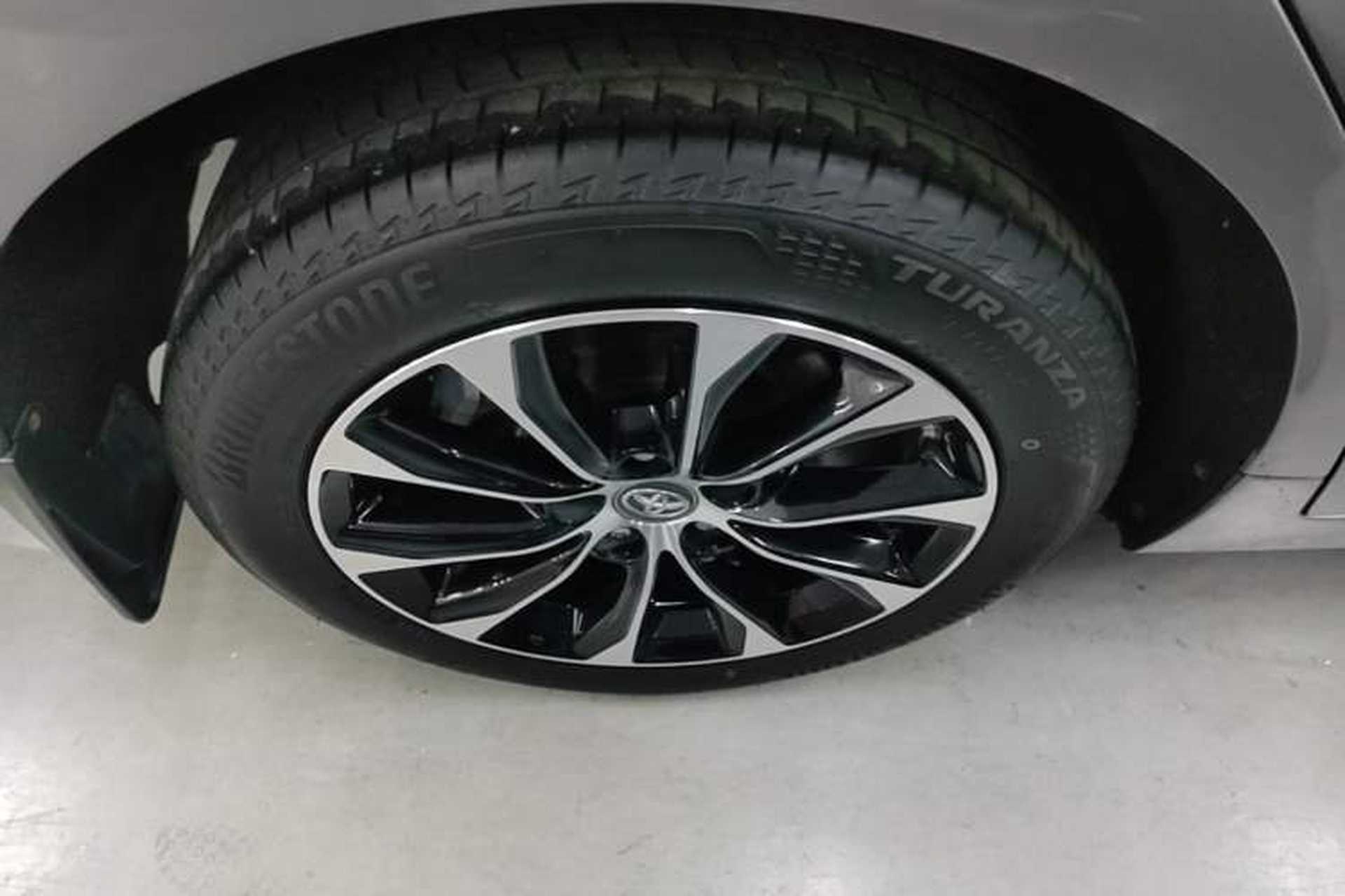 Used Toyota Avalon 2023 2.0L Progressive Edition Exterior 5