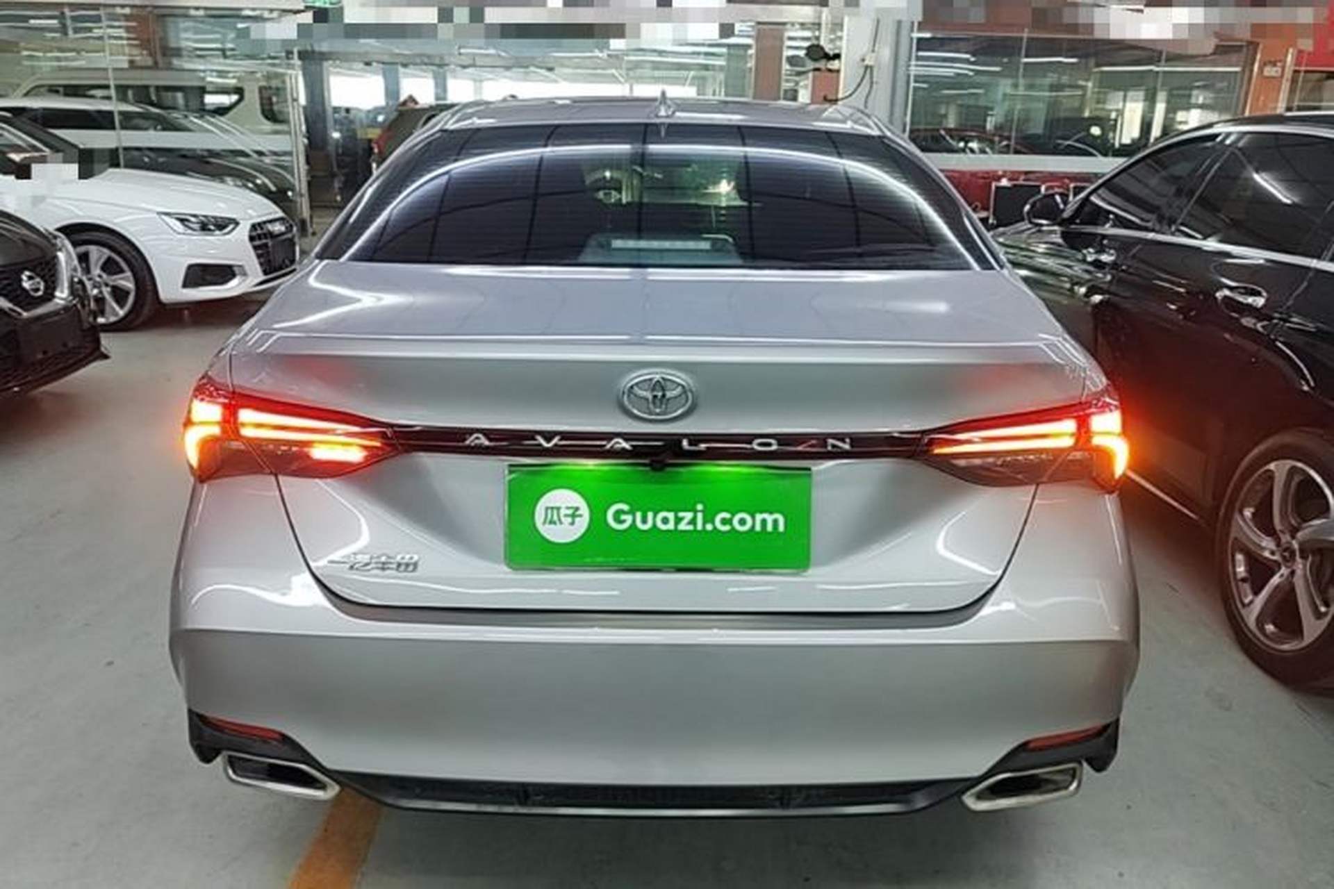 Used Toyota Avalon 2023 2.0L Progressive Edition Front