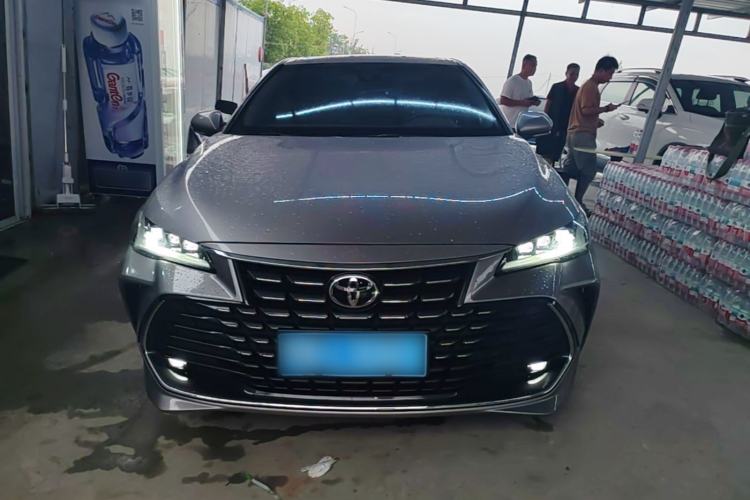 Used Toyota Avalon 2023 2.0L Premium Edition Front