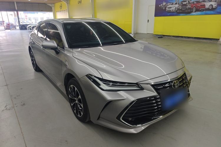 Used Toyota Avalon 2023 2.0L Premium Edition Front Right 45 Deg