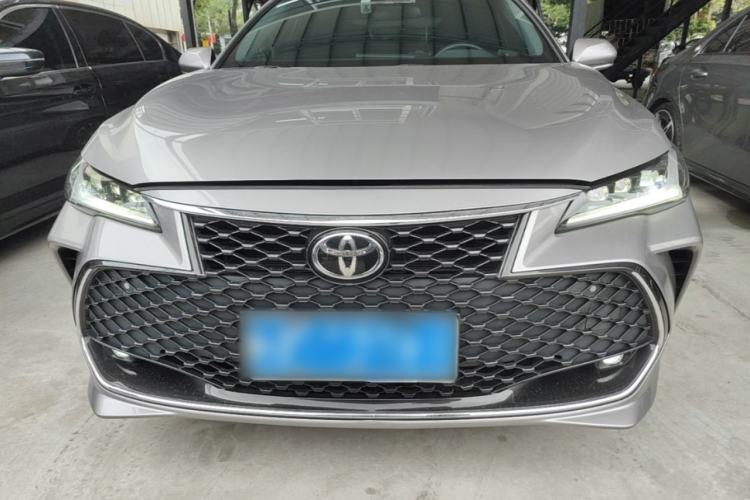 Used Toyota Avalon 2023 2.5L Luxury Edition Front