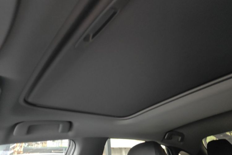 Used Toyota Avalon 2023 2.5L Luxury Edition Headliner