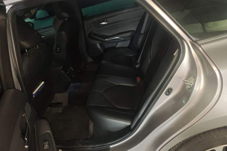 Used Toyota Avalon 2023 2.0L Luxury Edition Left Rear Seat