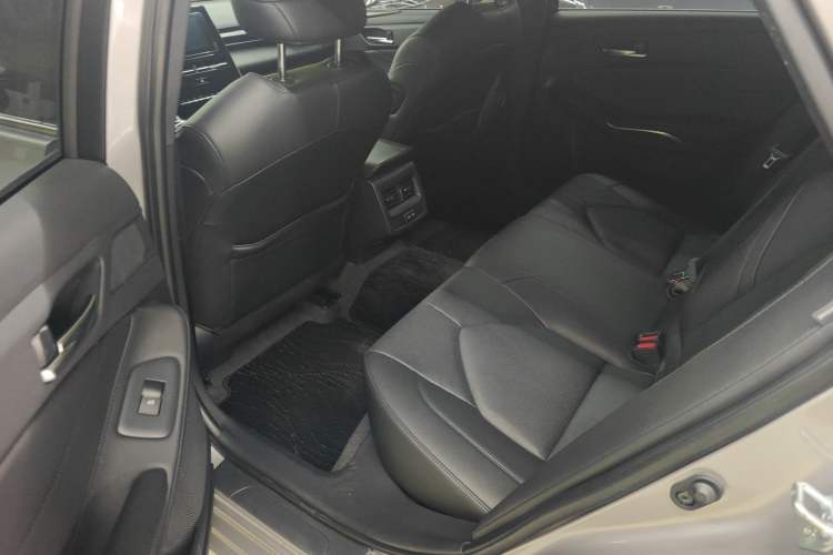 Used Toyota Avalon 2023 2.0L Premium Edition Left Rear Seat
