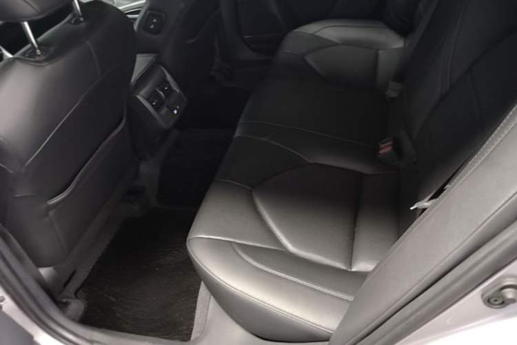 Used Toyota Avalon 2023 2.0L Premium Edition Left Rear Seat
