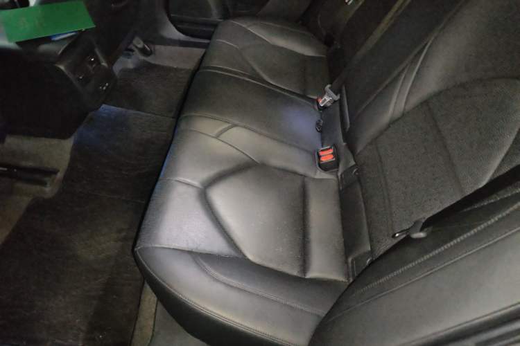 Used Toyota Avalon 2023 2.5L Luxury Edition Left Rear Seat