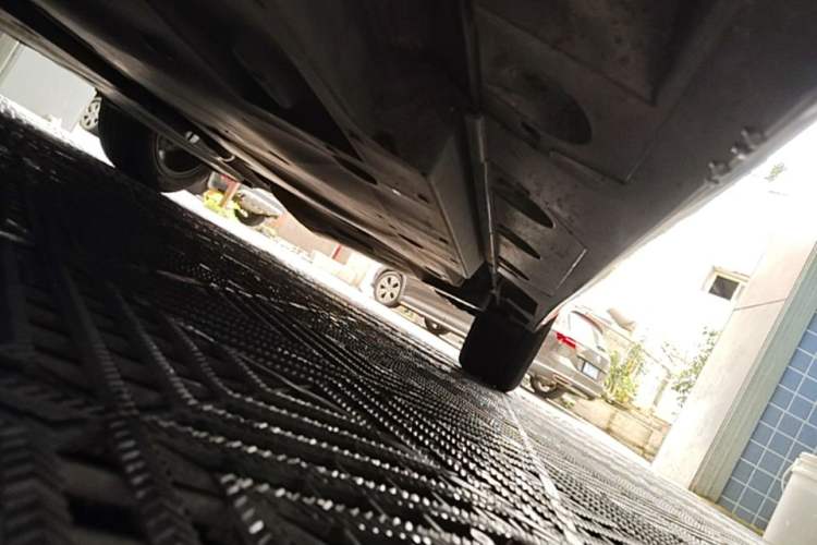 Used Toyota Avalon 2023 2.0L Premium Edition Left Side Sill